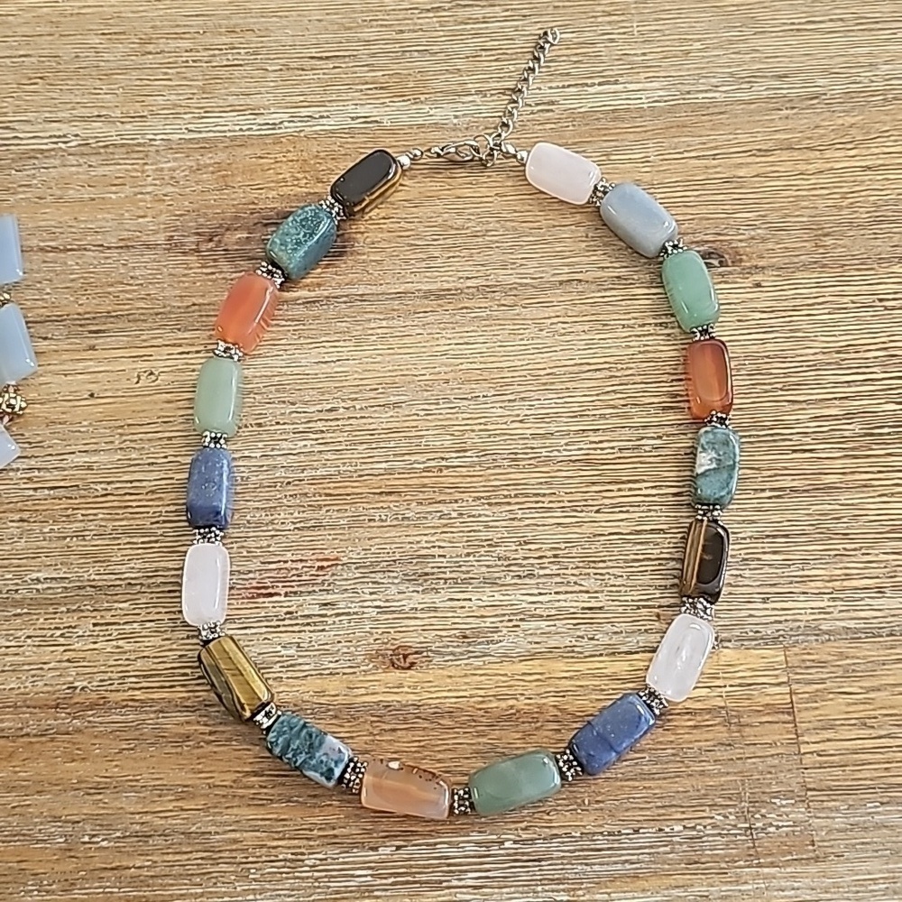 Vintage statement substantial gemstone necklace - Picture 5 of 6